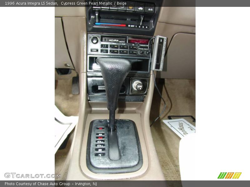 Cypress Green Pearl Metallic / Beige 1996 Acura Integra LS Sedan
