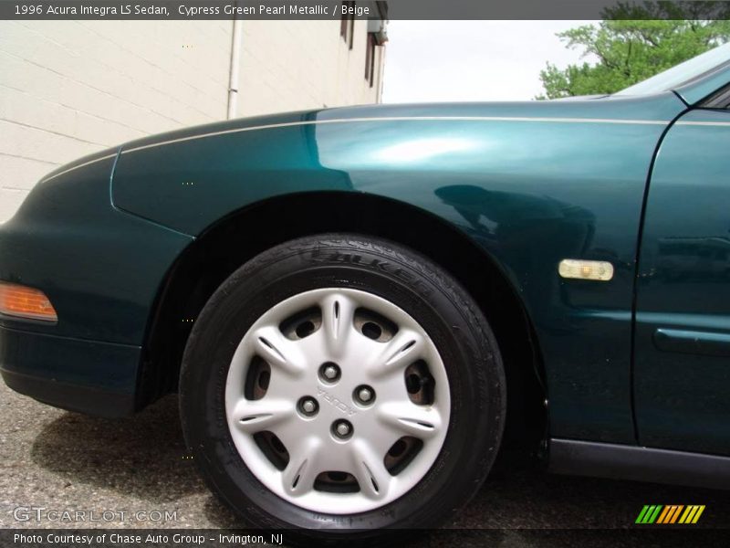 Cypress Green Pearl Metallic / Beige 1996 Acura Integra LS Sedan