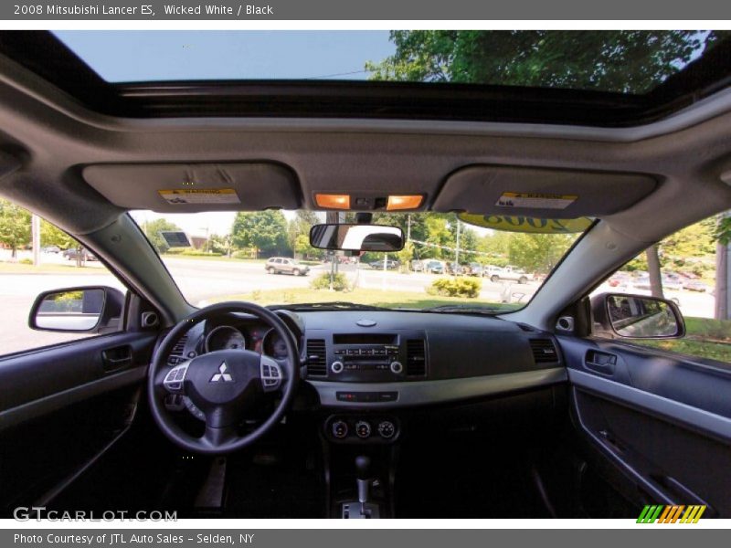 Wicked White / Black 2008 Mitsubishi Lancer ES