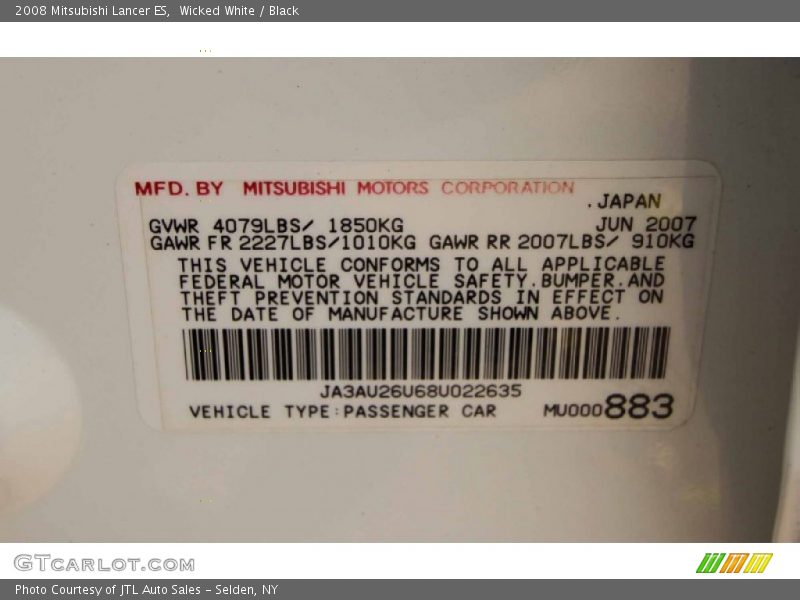 Wicked White / Black 2008 Mitsubishi Lancer ES