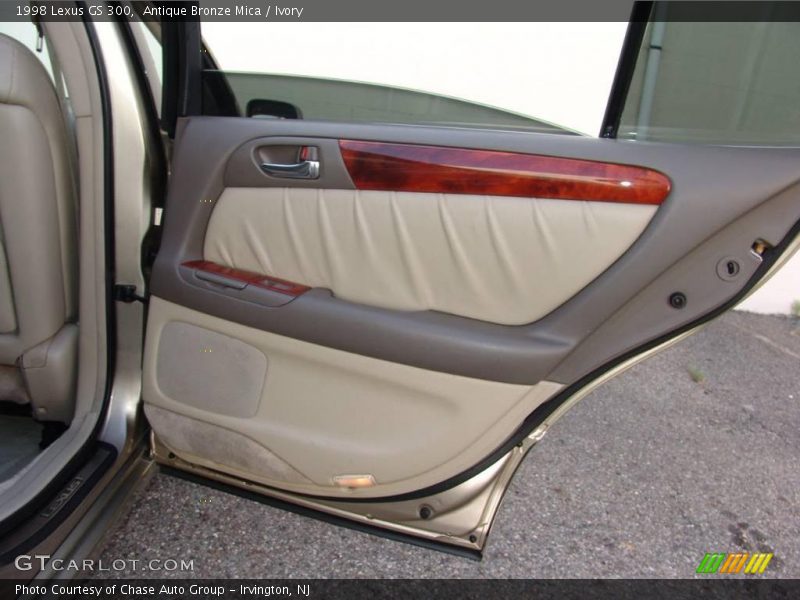 Antique Bronze Mica / Ivory 1998 Lexus GS 300