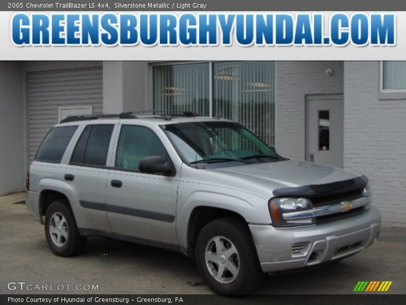 Silverstone Metallic / Light Gray 2005 Chevrolet TrailBlazer LS 4x4