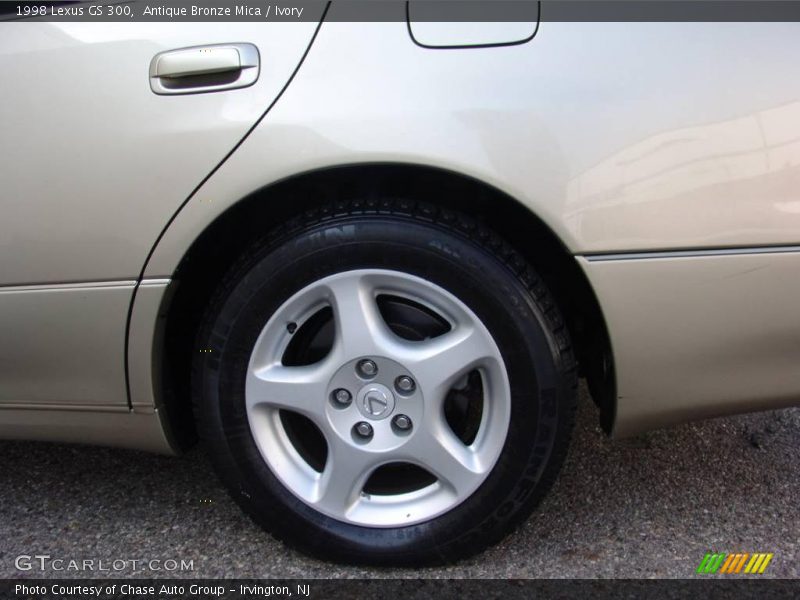 Antique Bronze Mica / Ivory 1998 Lexus GS 300
