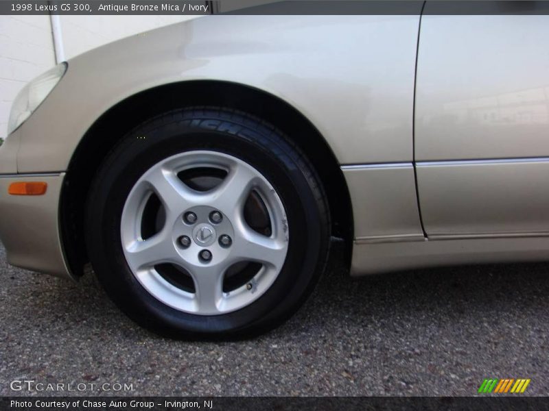 Antique Bronze Mica / Ivory 1998 Lexus GS 300