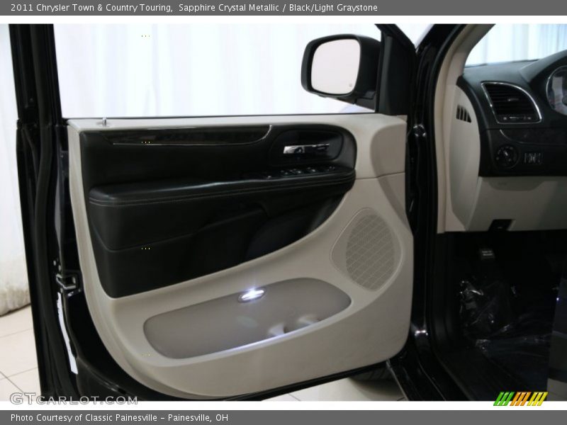 Sapphire Crystal Metallic / Black/Light Graystone 2011 Chrysler Town & Country Touring