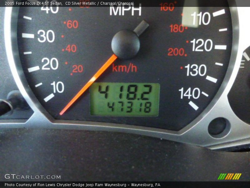 CD Silver Metallic / Charcoal/Charcoal 2005 Ford Focus ZX4 ST Sedan