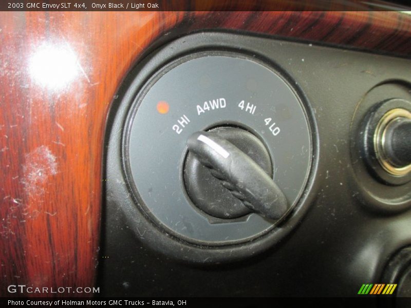 Onyx Black / Light Oak 2003 GMC Envoy SLT 4x4