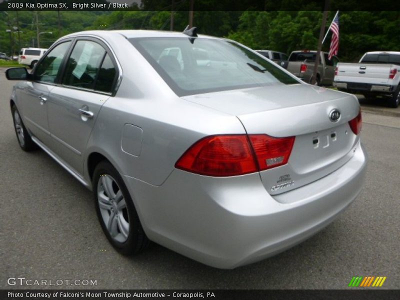 Bright Silver / Black 2009 Kia Optima SX