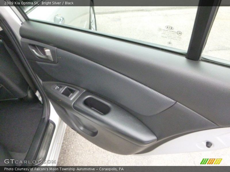 Bright Silver / Black 2009 Kia Optima SX