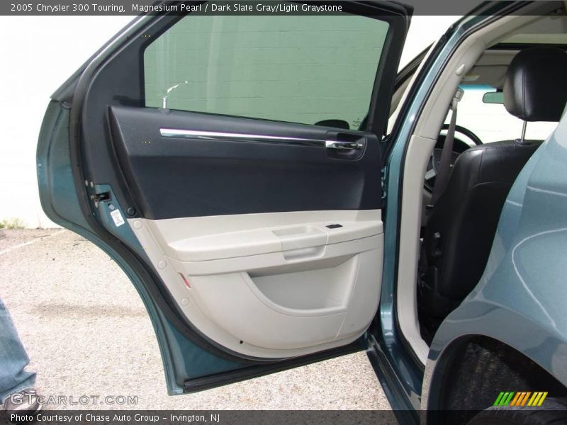 Magnesium Pearl / Dark Slate Gray/Light Graystone 2005 Chrysler 300 Touring