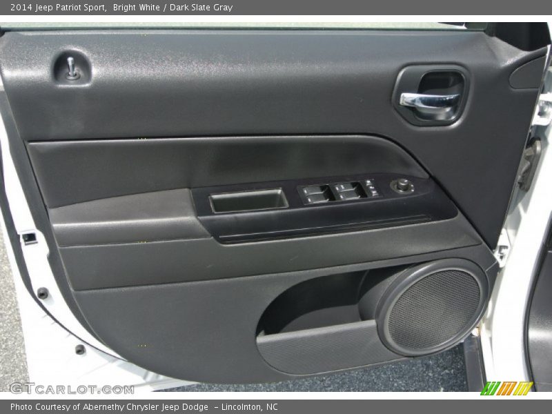 Bright White / Dark Slate Gray 2014 Jeep Patriot Sport