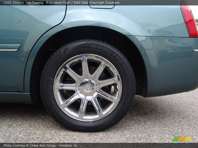 Magnesium Pearl / Dark Slate Gray/Light Graystone 2005 Chrysler 300 Touring