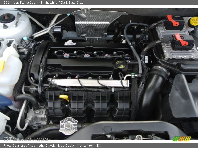 Bright White / Dark Slate Gray 2014 Jeep Patriot Sport