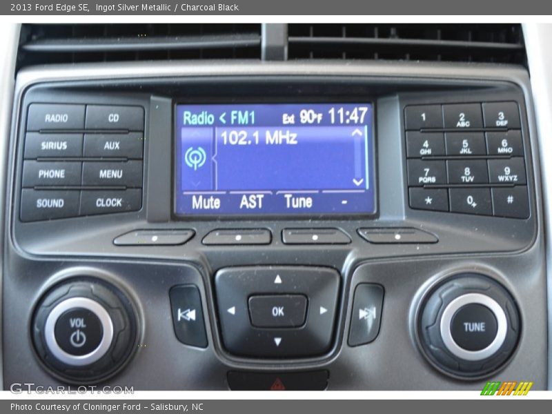 Ingot Silver Metallic / Charcoal Black 2013 Ford Edge SE