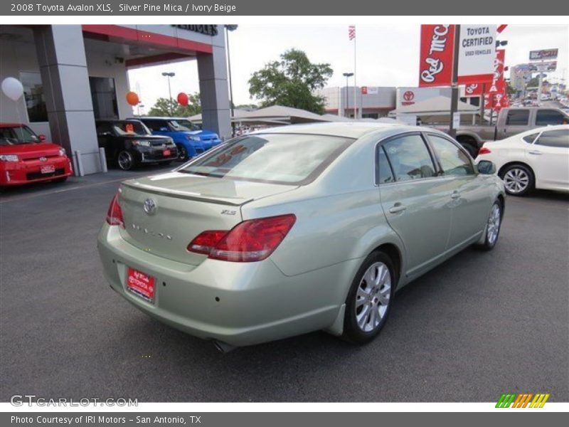 Silver Pine Mica / Ivory Beige 2008 Toyota Avalon XLS