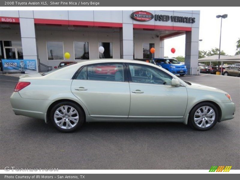 Silver Pine Mica / Ivory Beige 2008 Toyota Avalon XLS