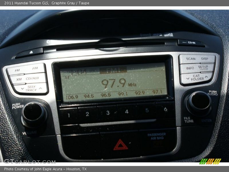Graphite Gray / Taupe 2011 Hyundai Tucson GLS