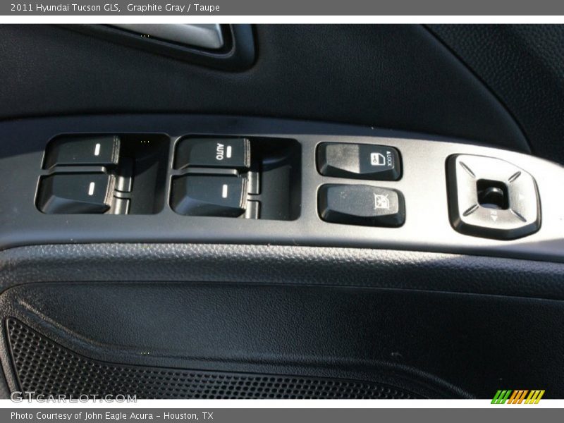 Graphite Gray / Taupe 2011 Hyundai Tucson GLS