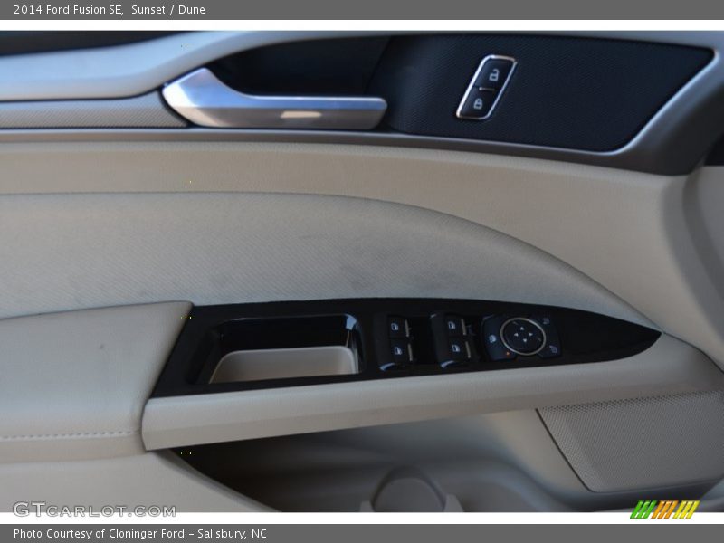 Sunset / Dune 2014 Ford Fusion SE