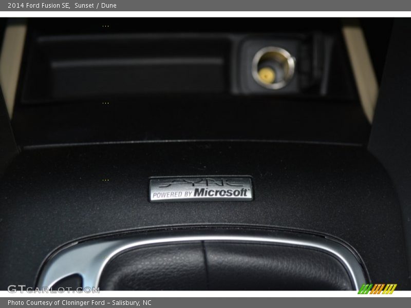 Sunset / Dune 2014 Ford Fusion SE