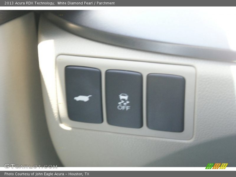 White Diamond Pearl / Parchment 2013 Acura RDX Technology