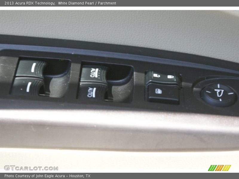 White Diamond Pearl / Parchment 2013 Acura RDX Technology