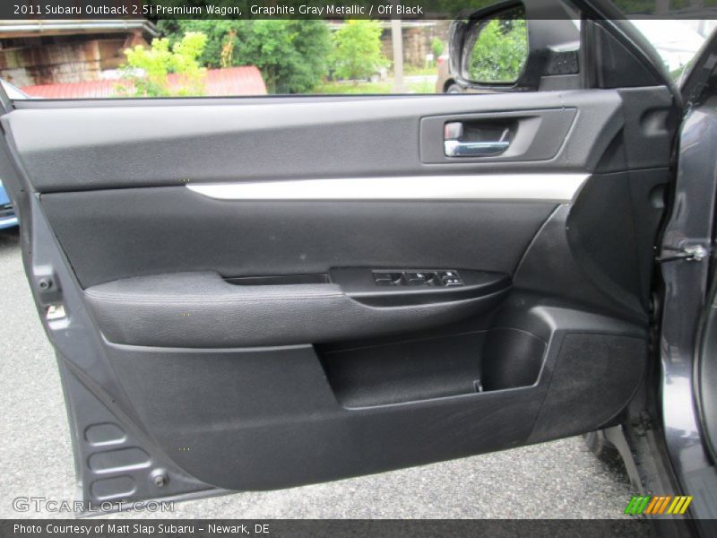 Graphite Gray Metallic / Off Black 2011 Subaru Outback 2.5i Premium Wagon