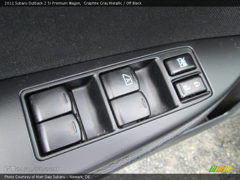 Graphite Gray Metallic / Off Black 2011 Subaru Outback 2.5i Premium Wagon
