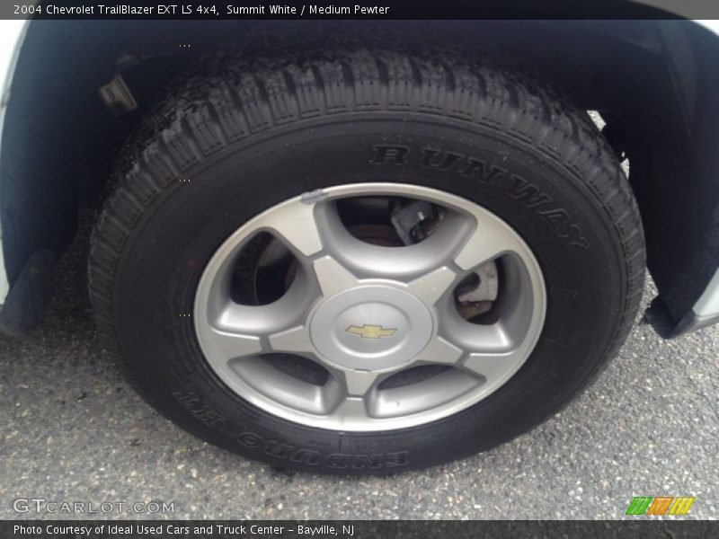 Summit White / Medium Pewter 2004 Chevrolet TrailBlazer EXT LS 4x4