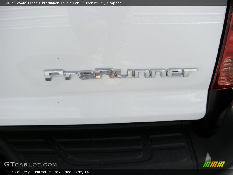 Super White / Graphite 2014 Toyota Tacoma Prerunner Double Cab
