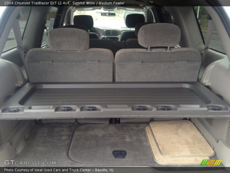 Summit White / Medium Pewter 2004 Chevrolet TrailBlazer EXT LS 4x4