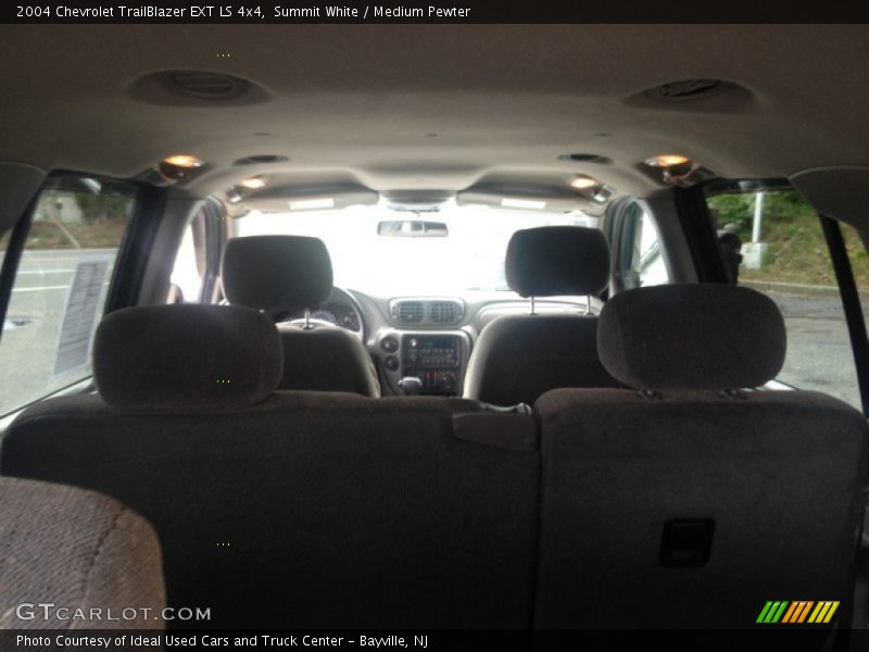Summit White / Medium Pewter 2004 Chevrolet TrailBlazer EXT LS 4x4