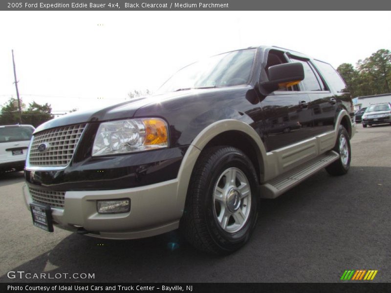 Black Clearcoat / Medium Parchment 2005 Ford Expedition Eddie Bauer 4x4