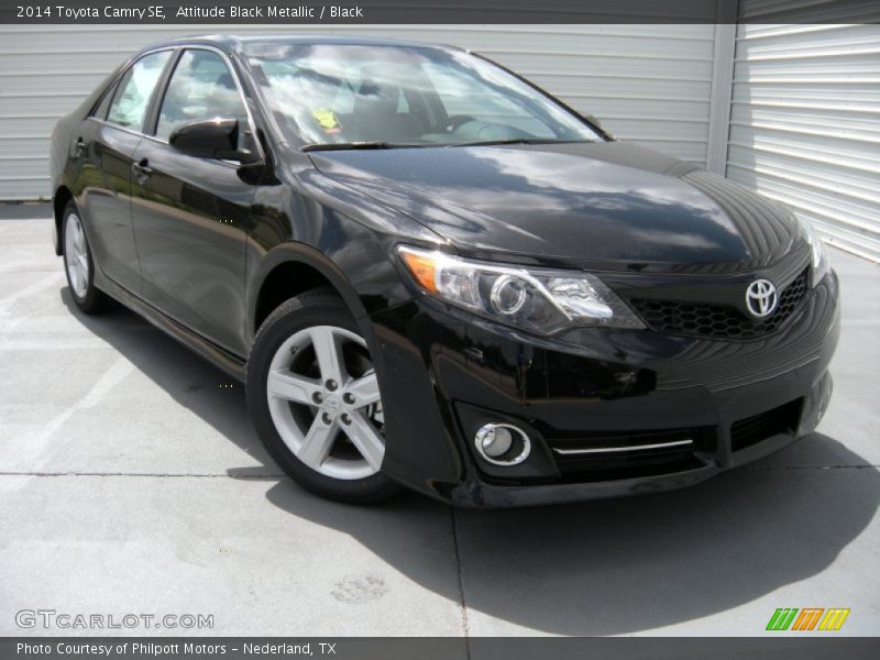 Attitude Black Metallic / Black 2014 Toyota Camry SE