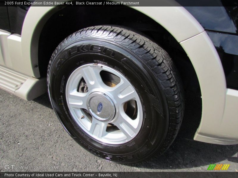 Black Clearcoat / Medium Parchment 2005 Ford Expedition Eddie Bauer 4x4