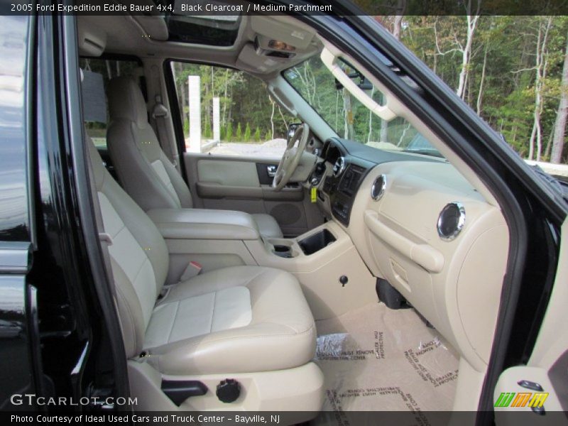 Black Clearcoat / Medium Parchment 2005 Ford Expedition Eddie Bauer 4x4