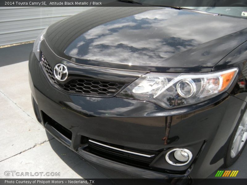 Attitude Black Metallic / Black 2014 Toyota Camry SE