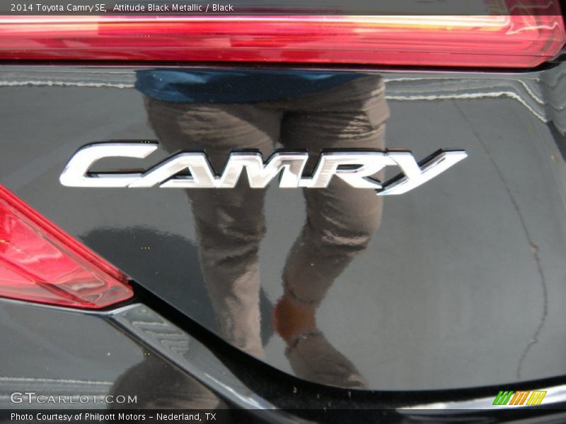 Attitude Black Metallic / Black 2014 Toyota Camry SE