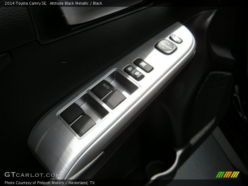 Attitude Black Metallic / Black 2014 Toyota Camry SE