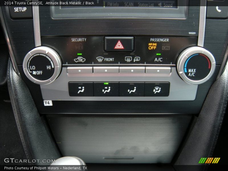 Attitude Black Metallic / Black 2014 Toyota Camry SE