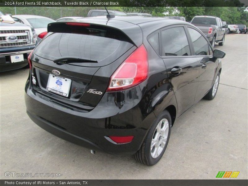 Tuxedo Black / Charcoal Black 2014 Ford Fiesta SE Hatchback