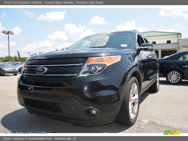 Tuxedo Black Metallic / Medium Light Stone 2013 Ford Explorer Limited