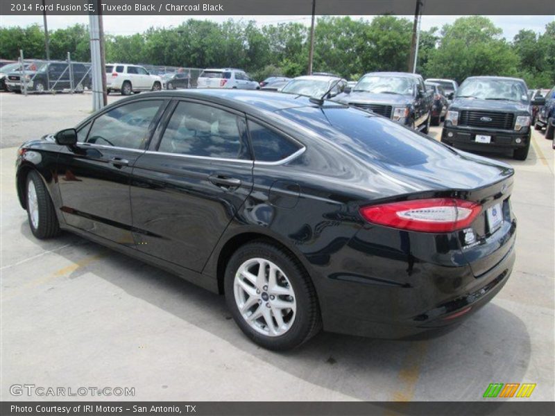 Tuxedo Black / Charcoal Black 2014 Ford Fusion SE