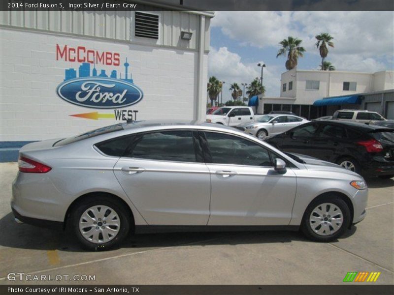 Ingot Silver / Earth Gray 2014 Ford Fusion S