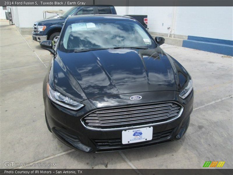 Tuxedo Black / Earth Gray 2014 Ford Fusion S