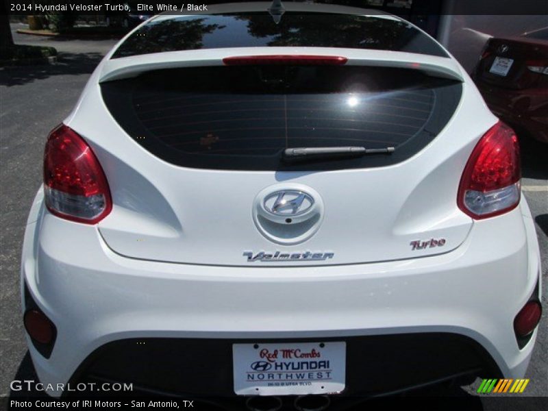 Elite White / Black 2014 Hyundai Veloster Turbo