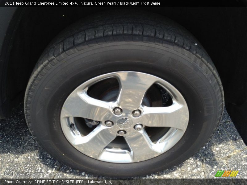 Natural Green Pearl / Black/Light Frost Beige 2011 Jeep Grand Cherokee Limited 4x4