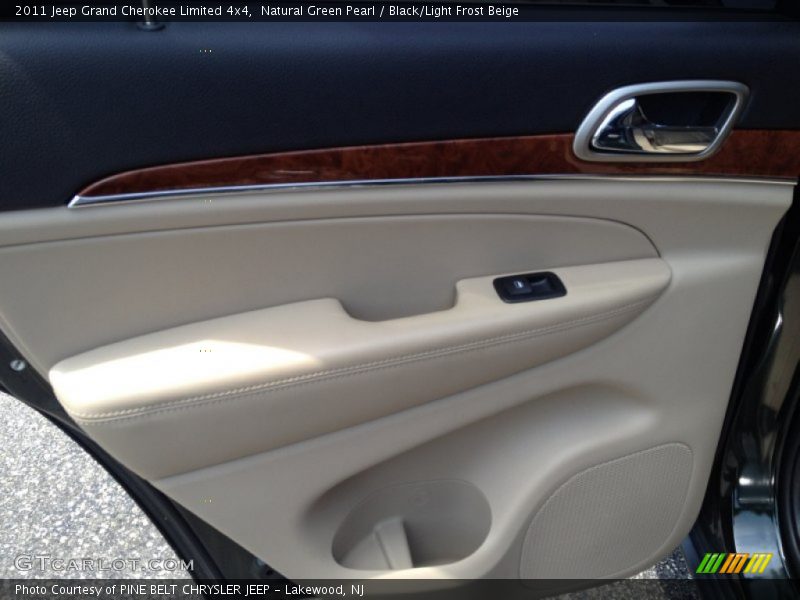 Natural Green Pearl / Black/Light Frost Beige 2011 Jeep Grand Cherokee Limited 4x4