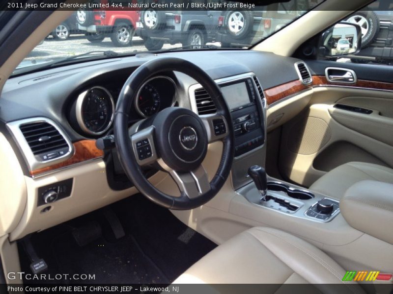 Natural Green Pearl / Black/Light Frost Beige 2011 Jeep Grand Cherokee Limited 4x4