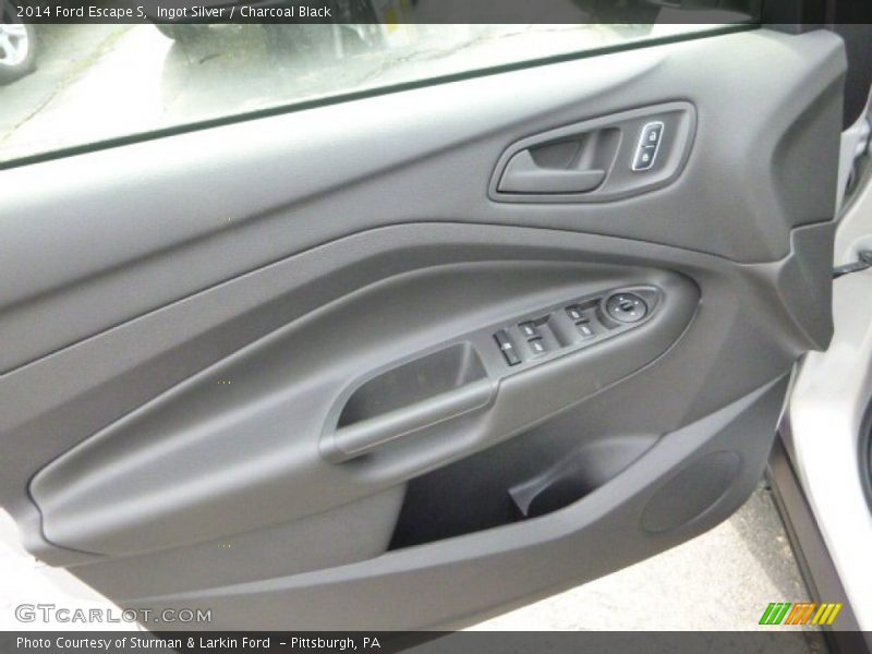 Ingot Silver / Charcoal Black 2014 Ford Escape S